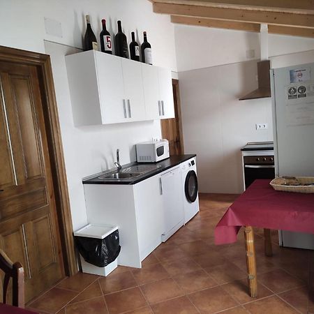 Apartamentos Turisticos Los Abuelos Montemayor de Pililla Exteriör bild